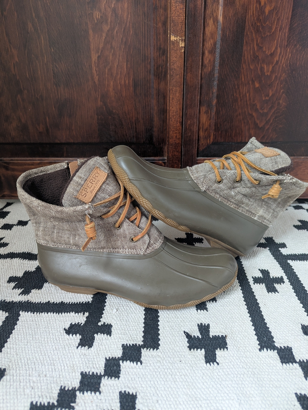 Sperry Women's Size 9 Olive and Brown Waterproof Duck Boots
